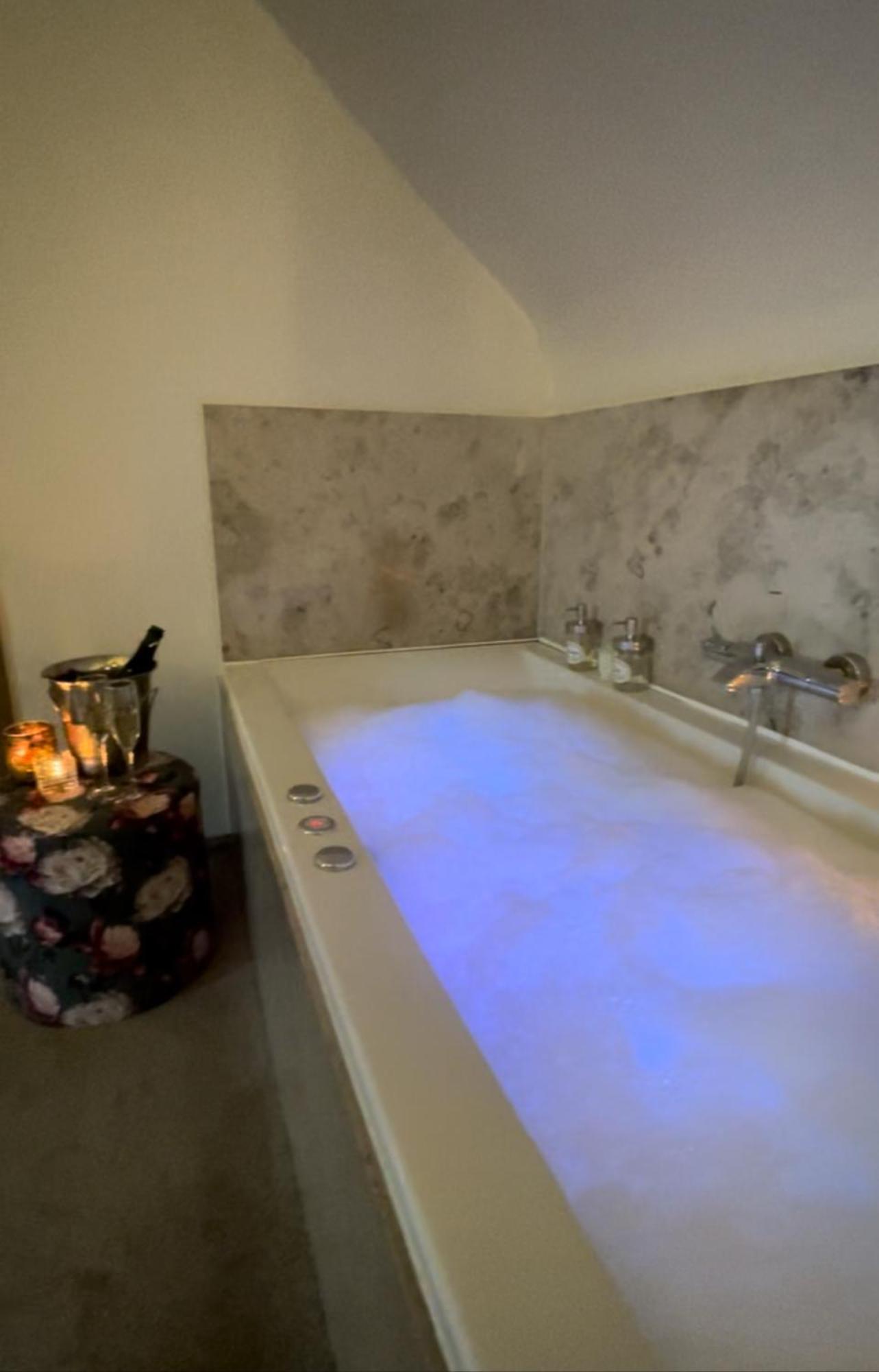 De Verborgen Parel B&B 보르글룬 외부 사진